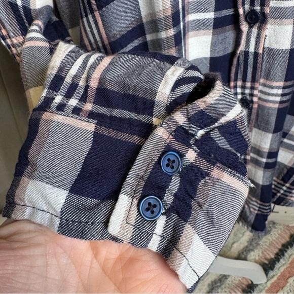 Como Vintage Navy and White Plaid Button Down Shirt Size Medium - Picture 6 of 10